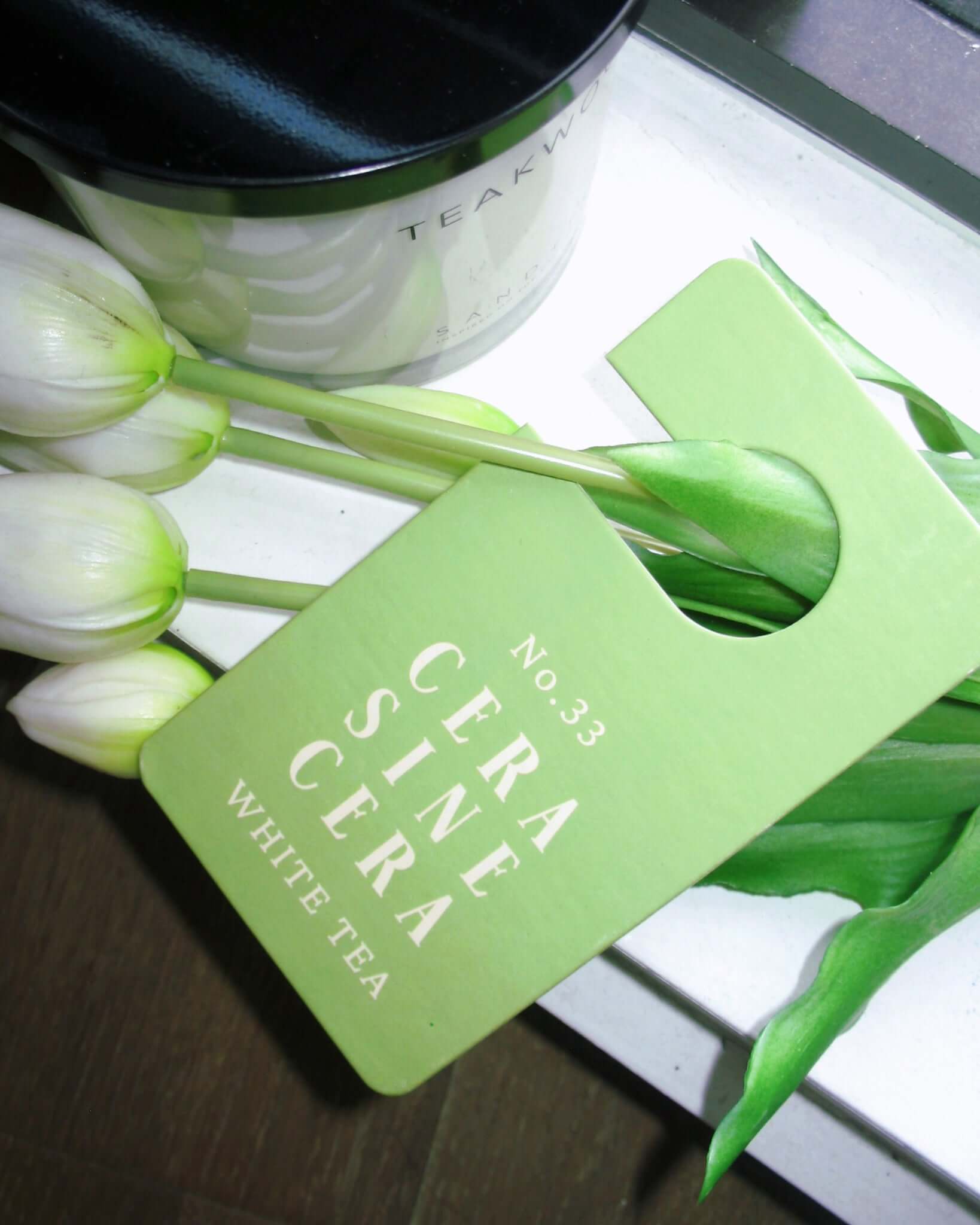Savoring white tea on a fresh, clean, and serene mountain morning. Key note: Rose, patchouli, and white tea. Fresh and calm fragrance. Used as room diffuser, closet diffuser, air refresher, and placed in any bag and workout bag. Each tag retains its fragr