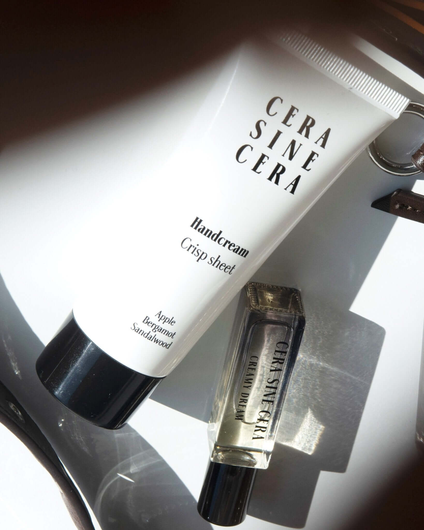 Creamy Dream Perfume Oil - 10ml roll-on portable size by Cera Sine Cera, fragrance notes of sweet notes of nectar, vanilla, and white musk for a cozy, warm scent. Non-alcoholic, non-toxic, Vegan, and cruelty free.