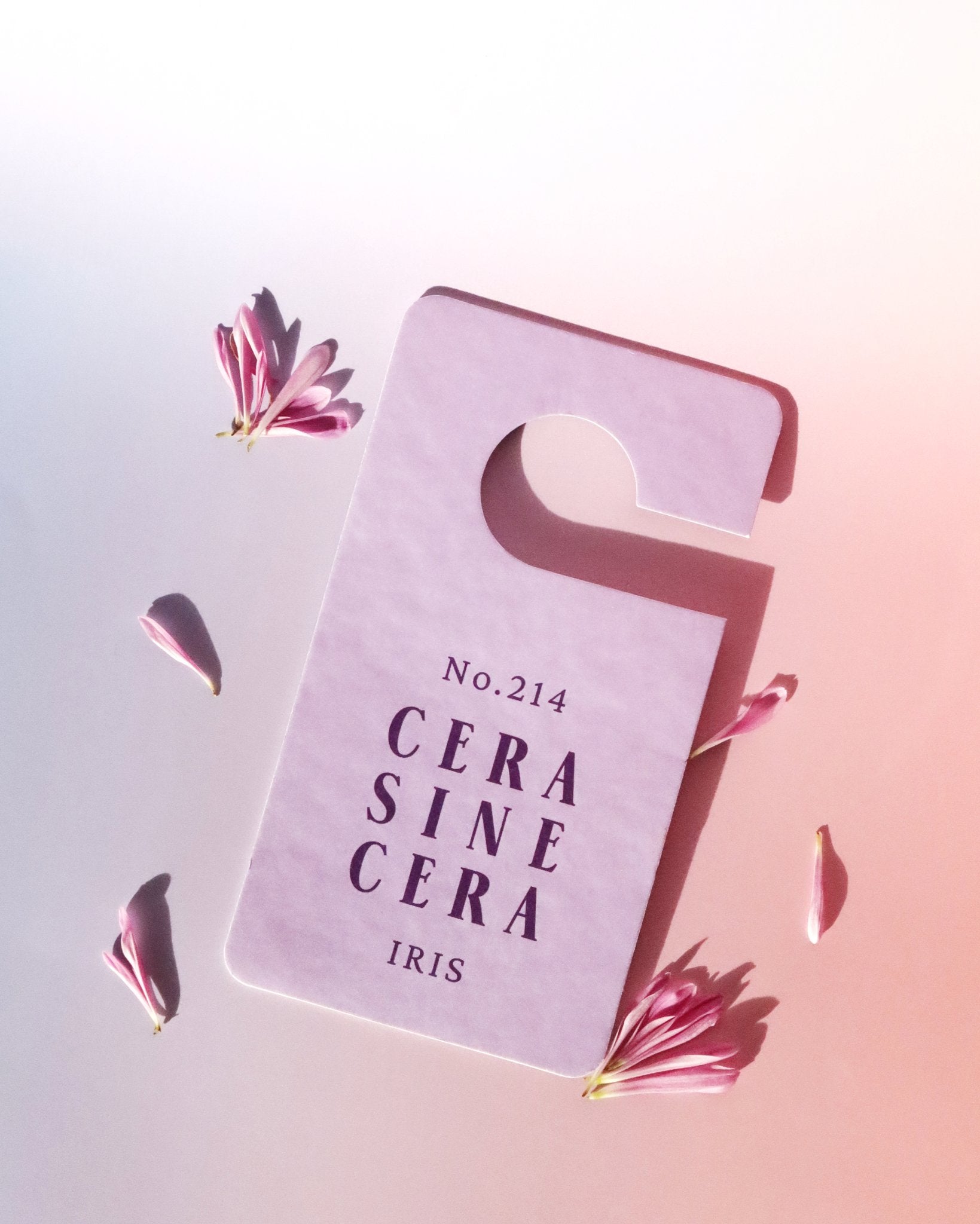Iris Fragrance Tag - Cera Sine Cera