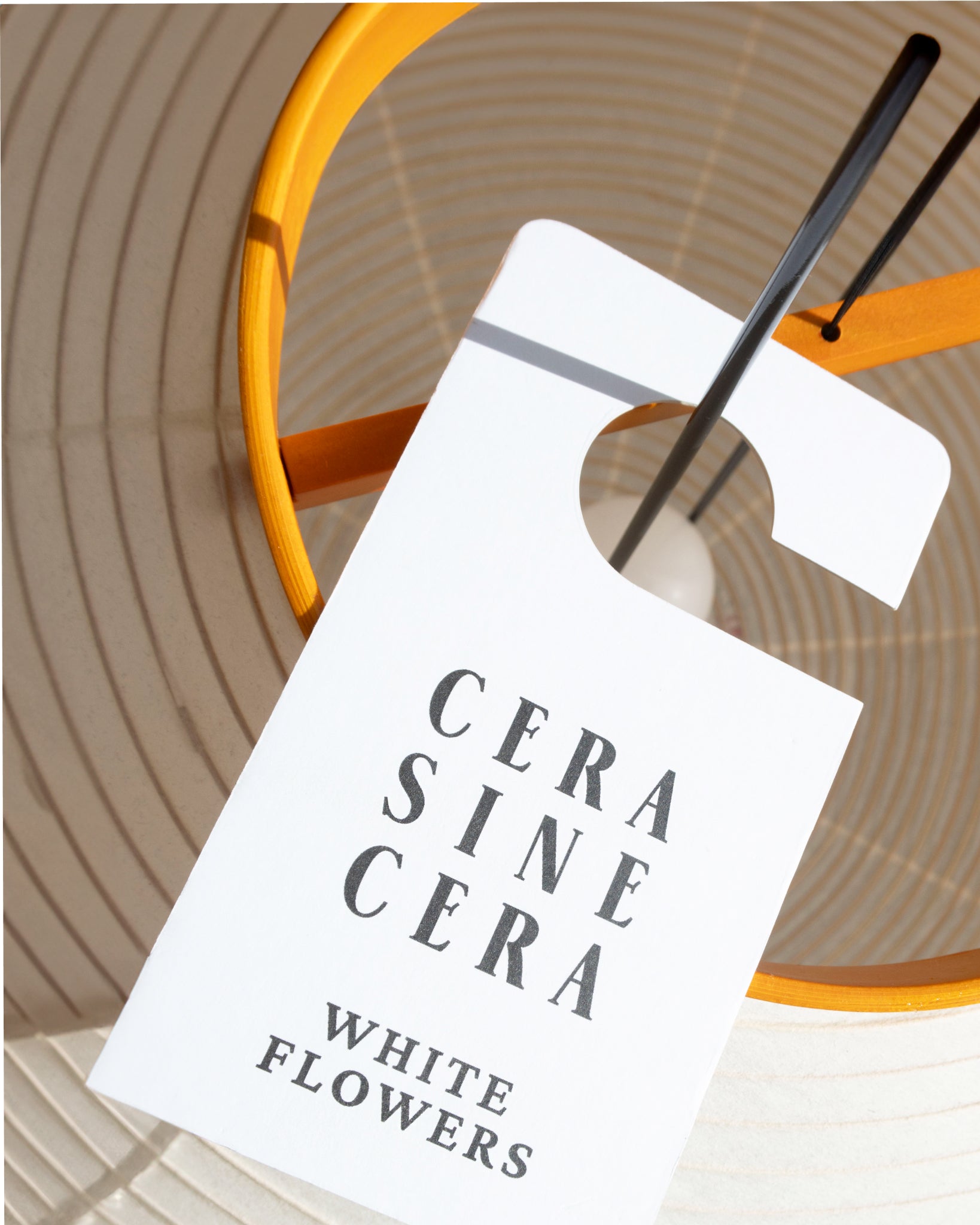 White Flowers Fragrance Tag - Cera Sine Cera